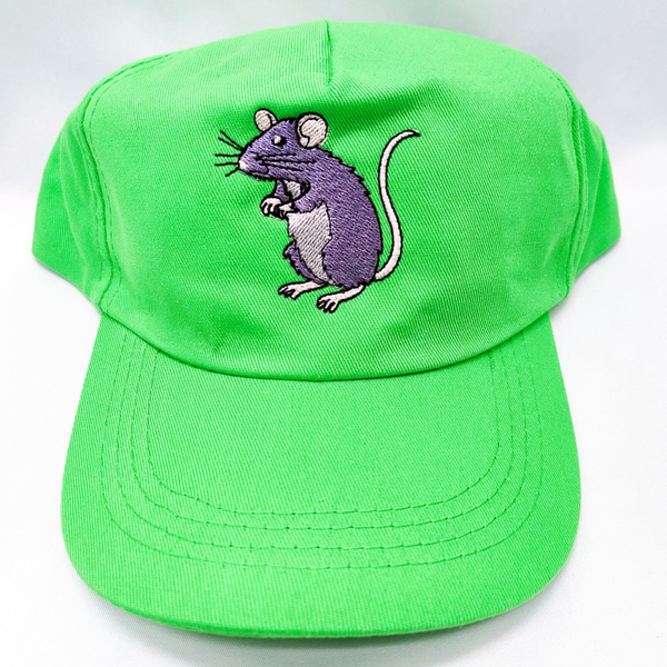 Pet groen met geborduurde grijze rat