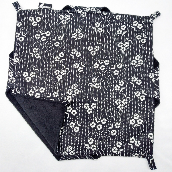 Dubbeldekker hangmat zwart met witte stipjes en bloemen