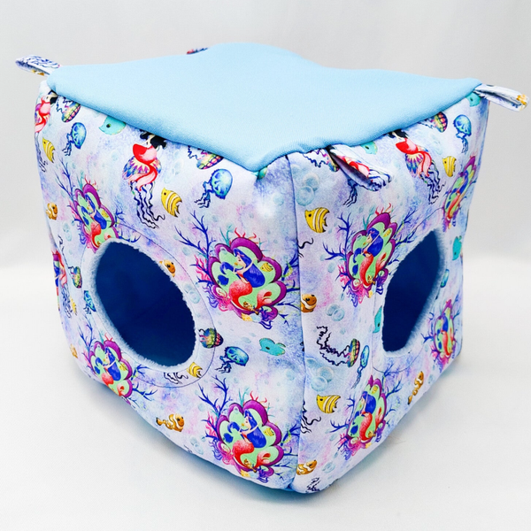 Kubus lichtblauw met zeemeerminnen