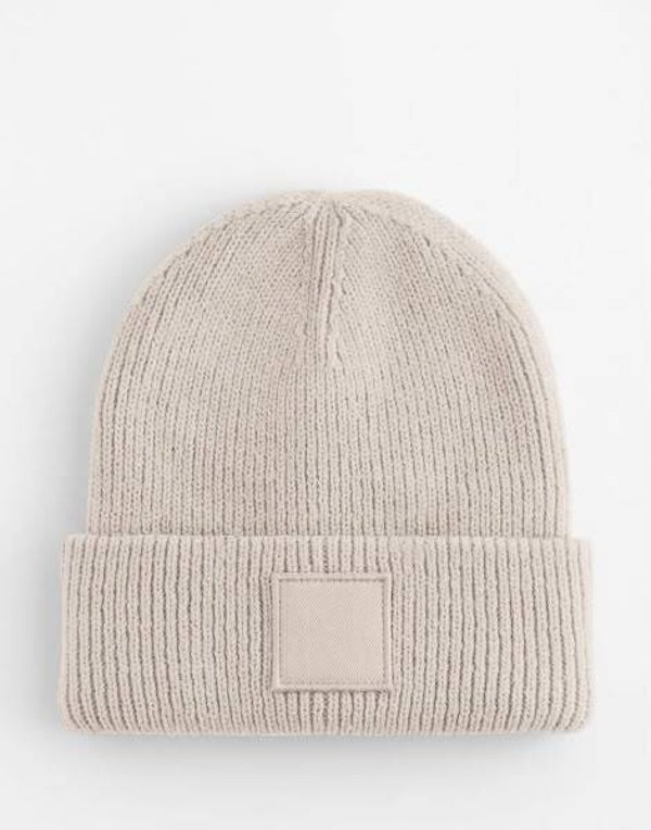 Geborduurde muts - Beige