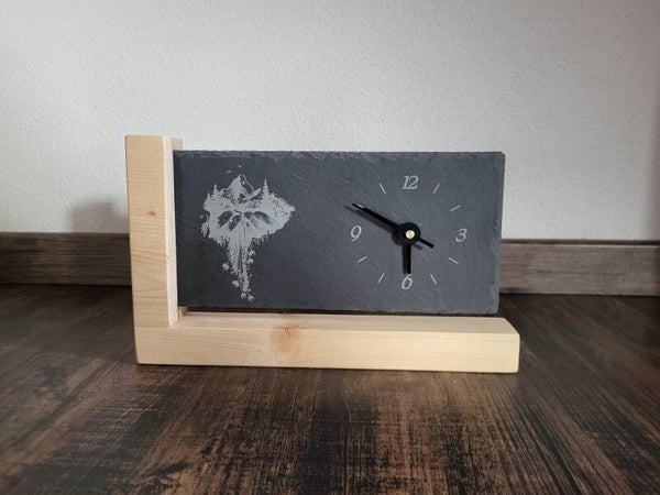 Schiefertafel Standuhr