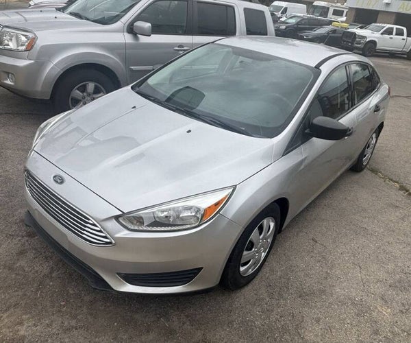 2017 Ford Focus S  136K miles