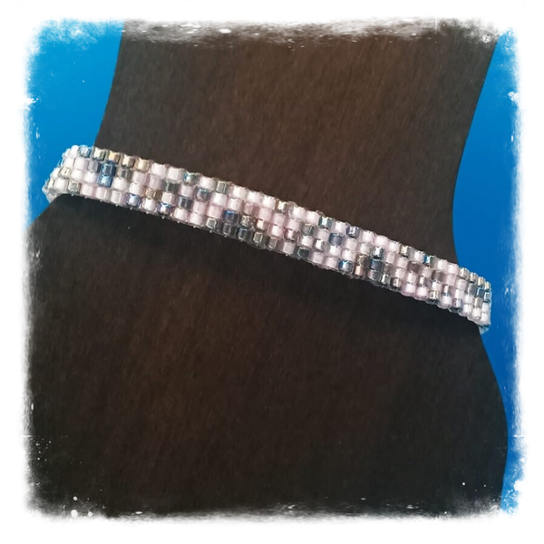 Bracelet de perles tissées