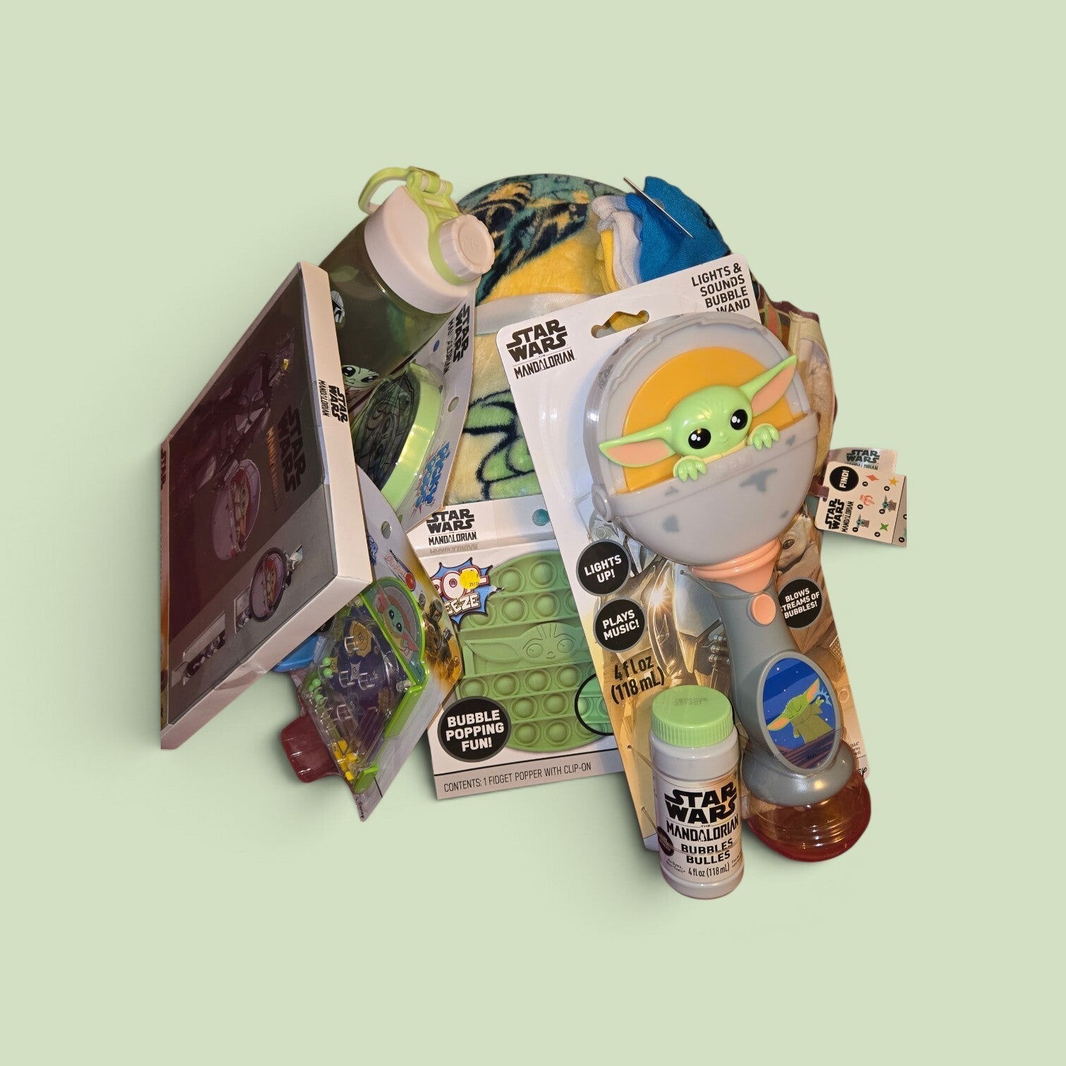 Star Wars sci-fi Mystery Box- Premium Merchandise Bundle