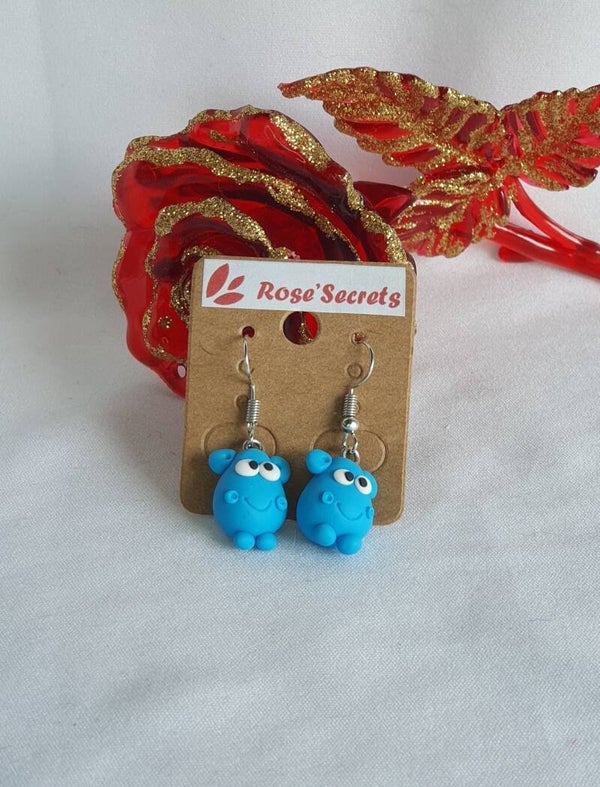 Boucles d'oreille hippo bleu