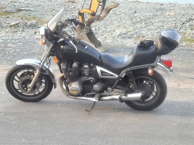 1983 Yamaha XJ Maxin 1100 : Owner Wally