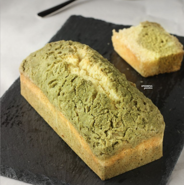 Panqué de matcha y vainilla