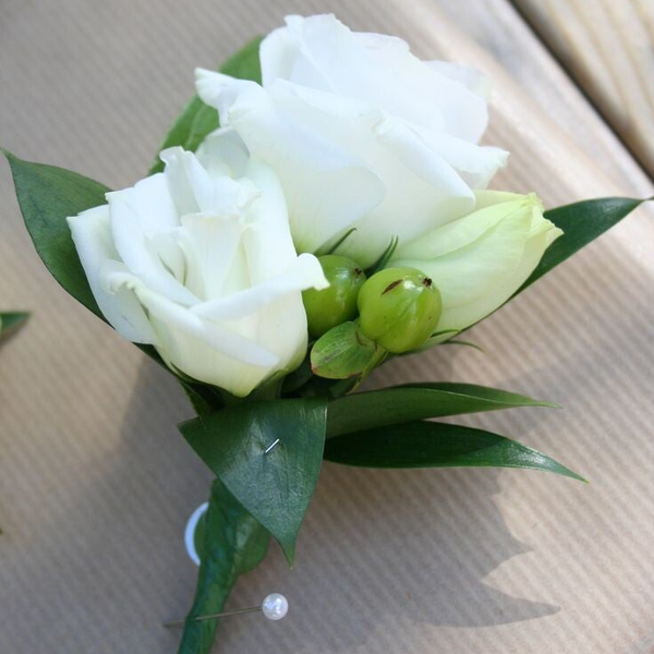 BUTTONHOLE
