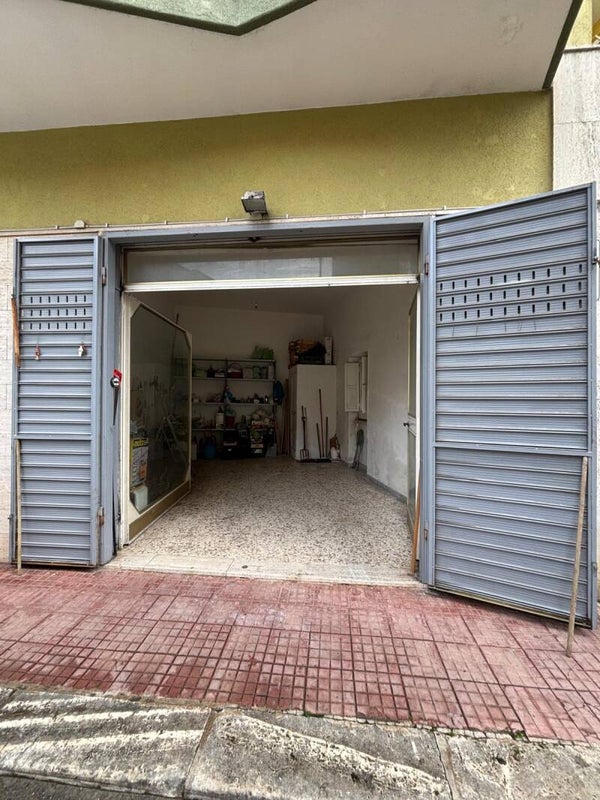 Locale Commerciale in Via del Mercato n. 39 - CASTELLANETA (TA)