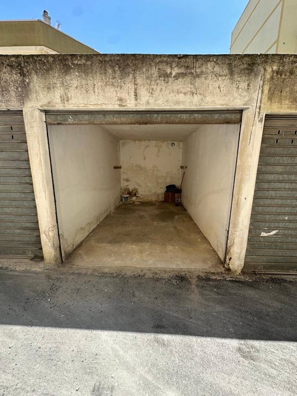 IN VENDITA 2 BOX AUTO A CASTELLANETA – VIA DEL MERCATO, 5