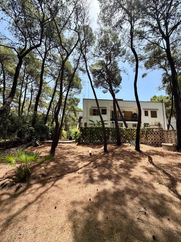CASA INDIPENDENTE A CASTELLANETA MARINA- VIA GORDON 52.