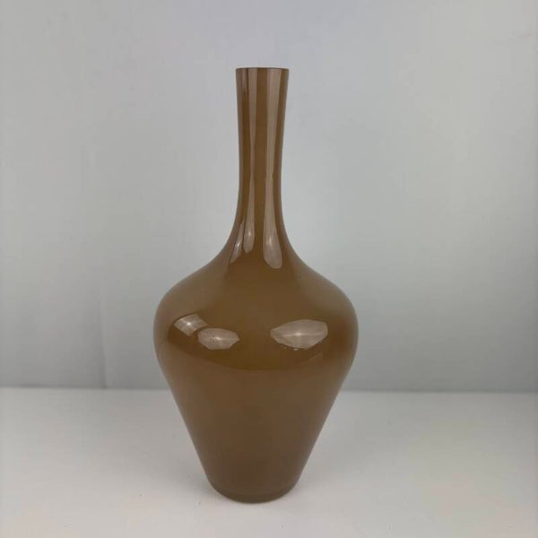 Vaas lichtbruin