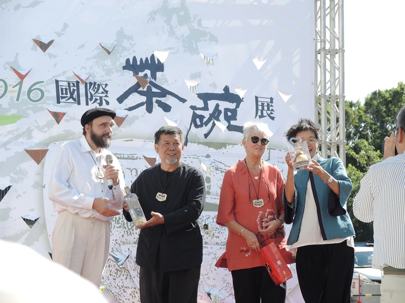 opening 19th internationale Chawan exhibition