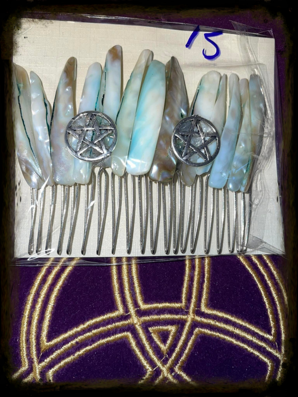 parelmoer schelpen met pentagram