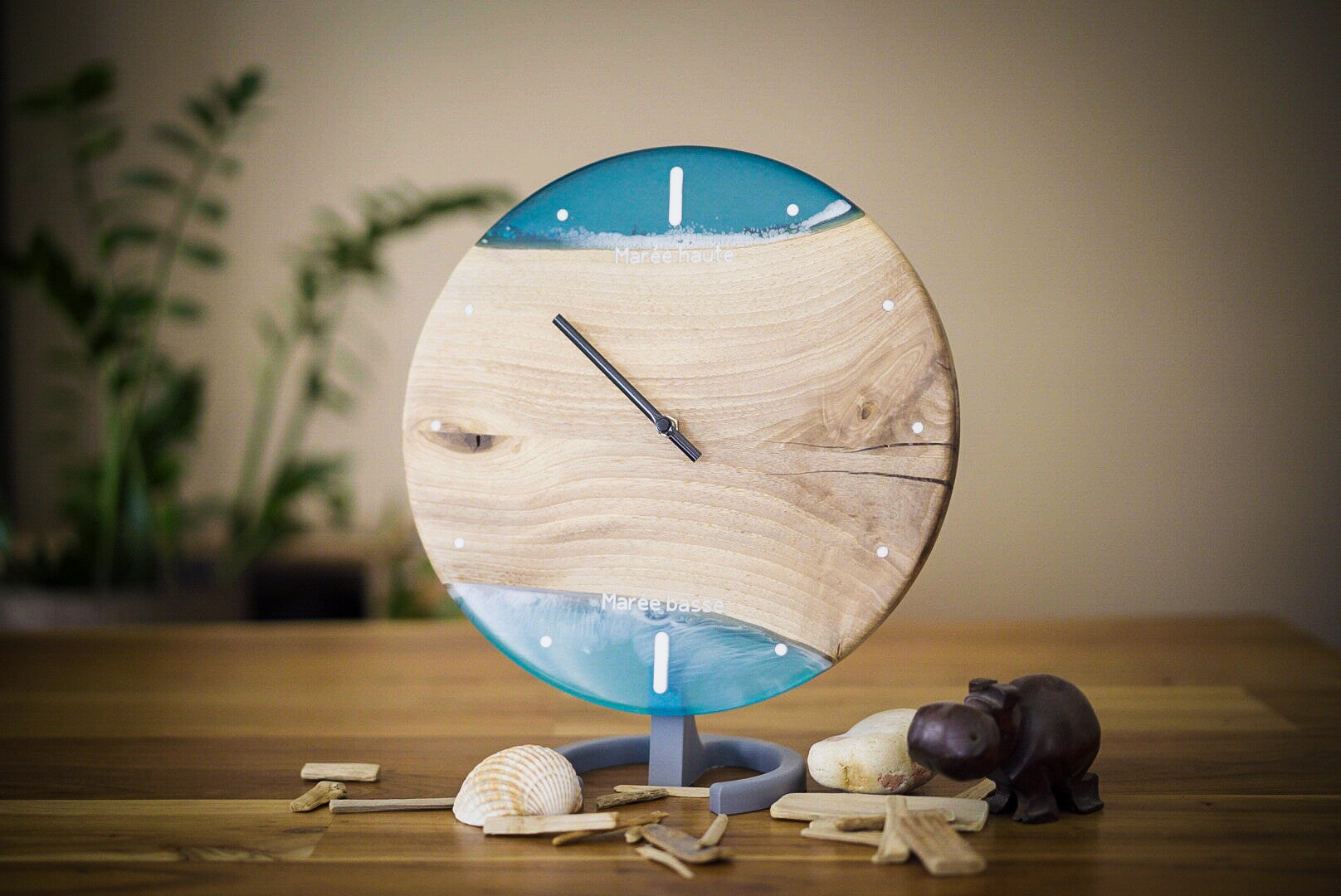 Horloge des marées UN APRÈS-MIDI À LA PLAGE
