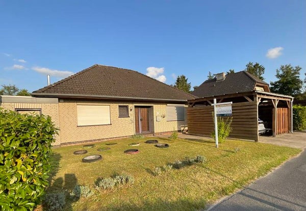 Ebenerdiger Bungalow auf großem Grundstück mit Obstgarten, offener Küche und mod. Heiztechnik in Kluse