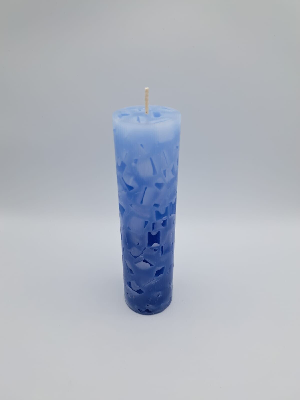 Mittelgrosse Kerze blau