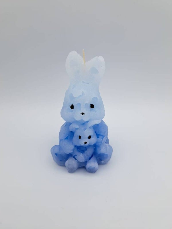 Kerze Hase mit Jungen blau