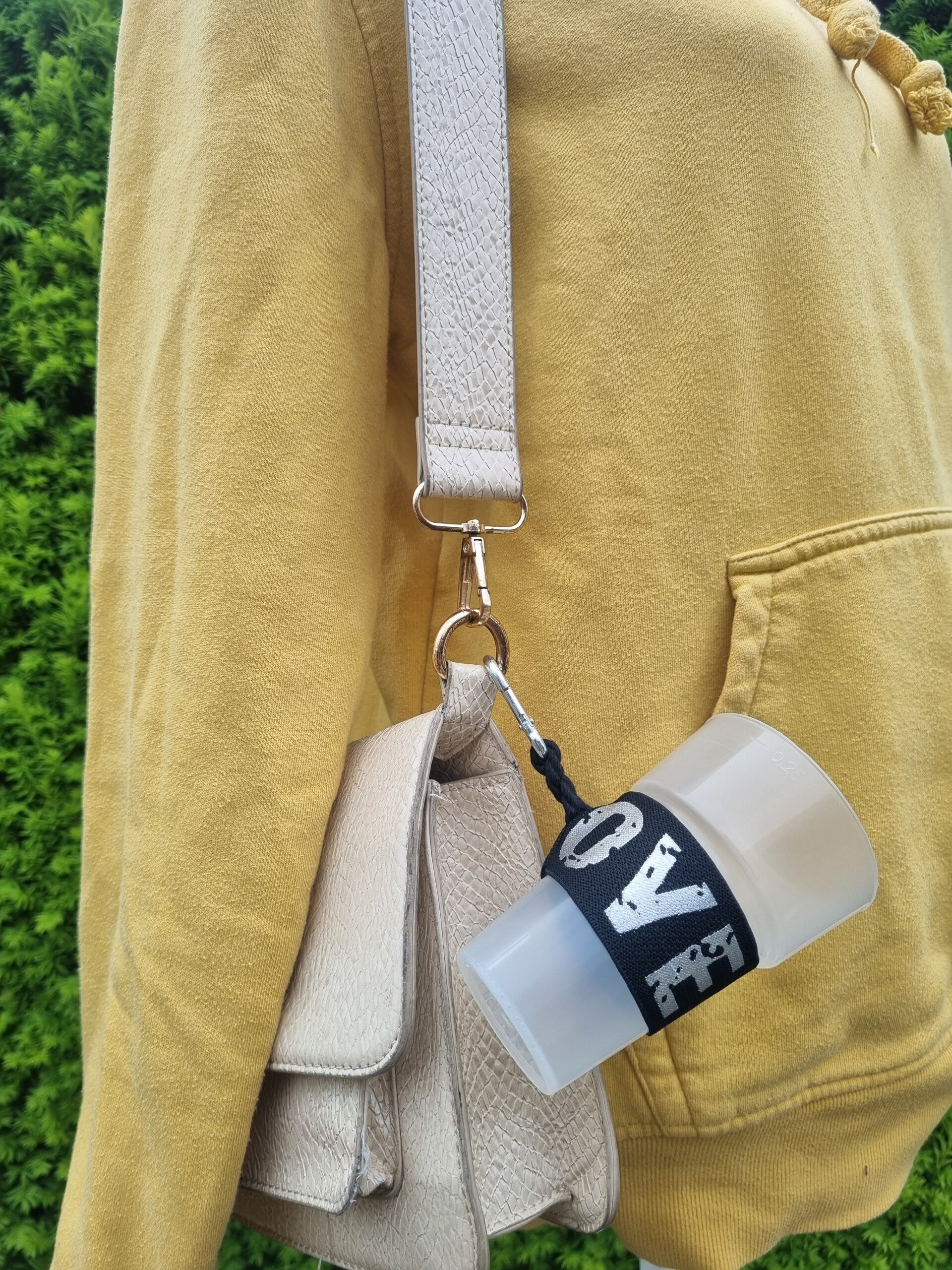 Bekerhouder - Love zilver