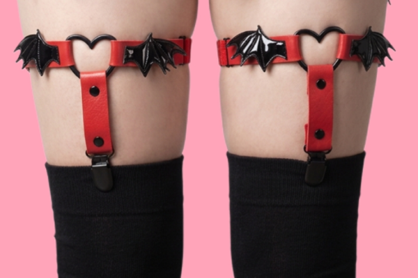 Red Bat‑Wing Heart Garters | Adjustable Thigh Straps