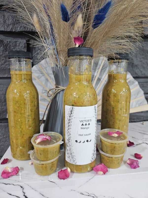 VICTOR’S Mango hot sauce