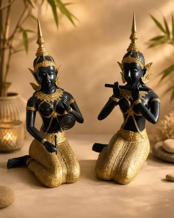 Bronzen Thewada muzikanten Thailand 86/87 cm