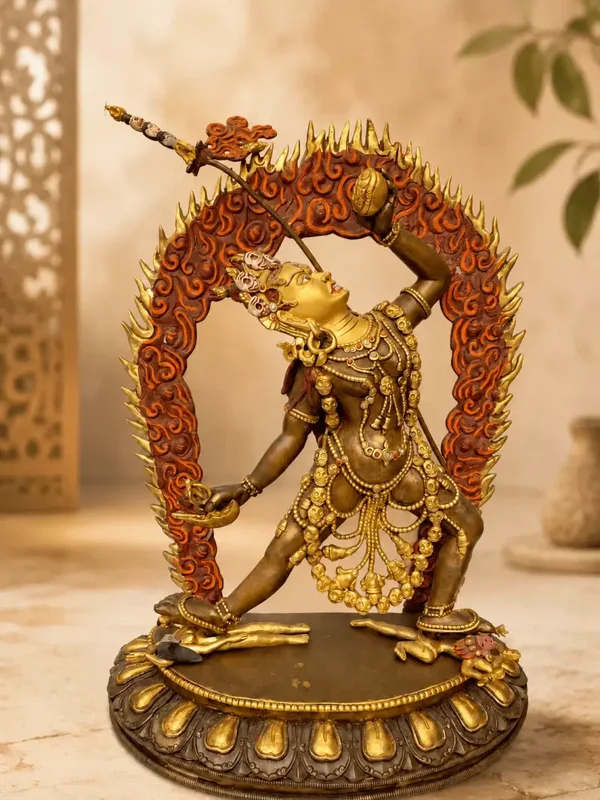 Goldface Vajrayogini beeld 35 cm