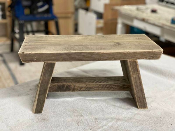 Krukje / voetenbankje