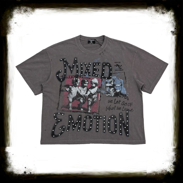 Grey “Friends” tee