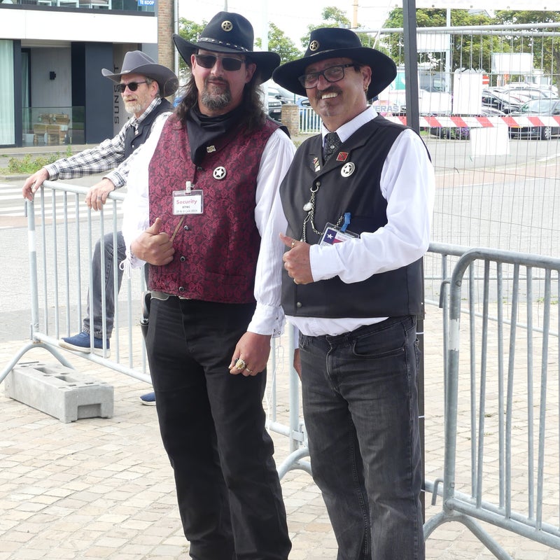 p1000919-standard.jpg
