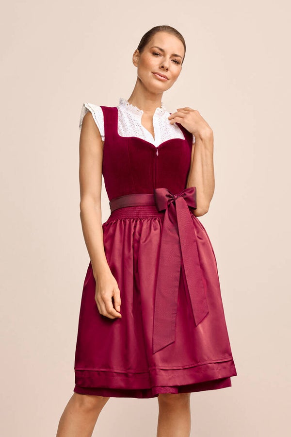 Dirndl  112369060