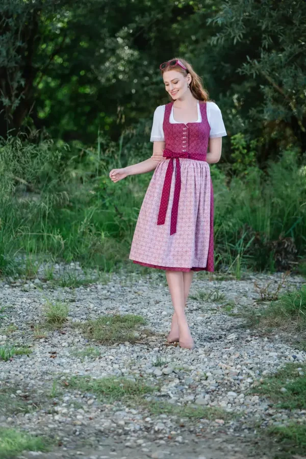 Dirndl Daria  16670