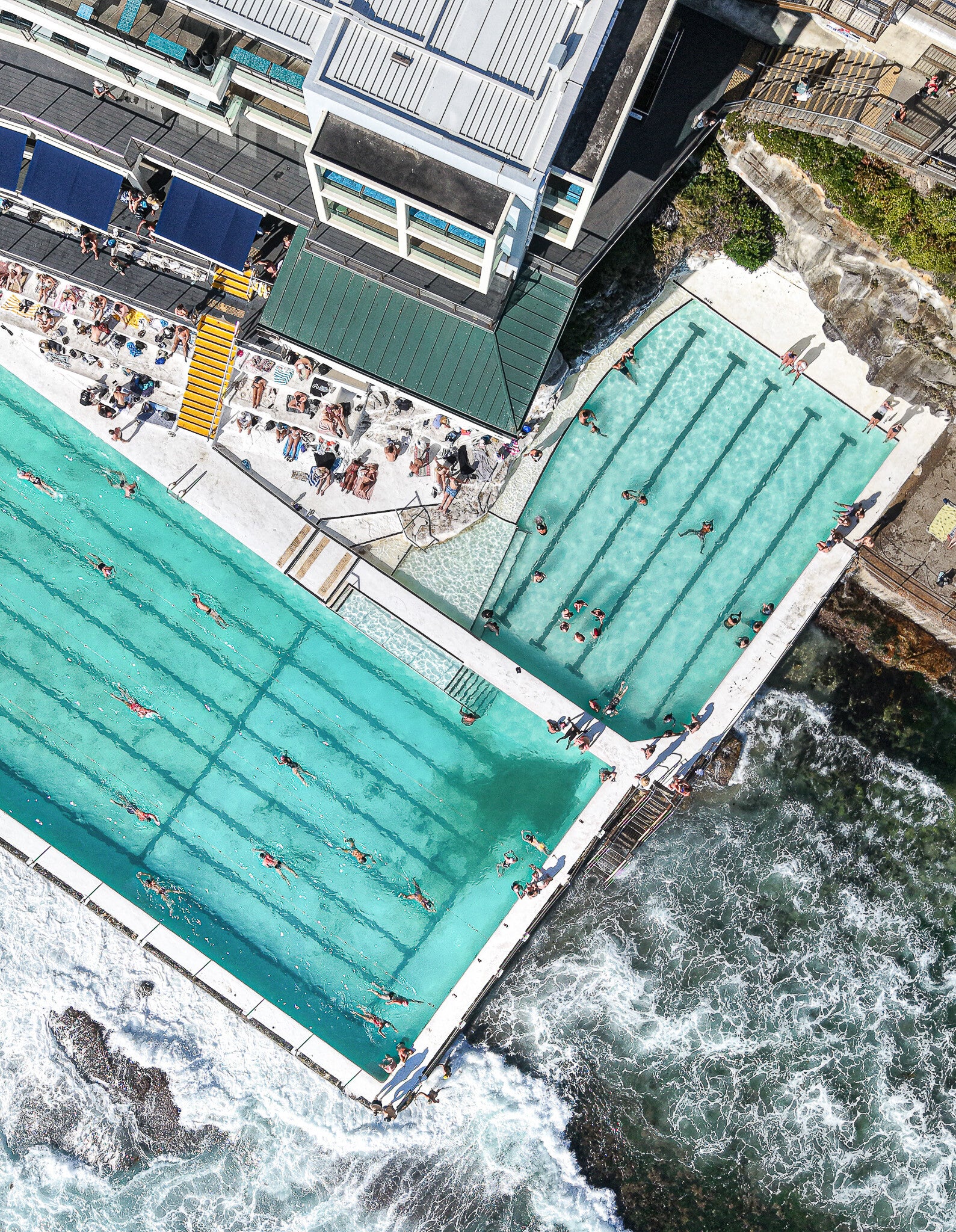 Between Laps and Waves