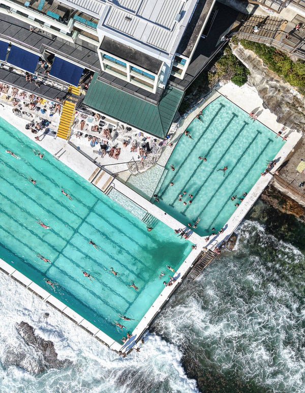 Between Laps and Waves