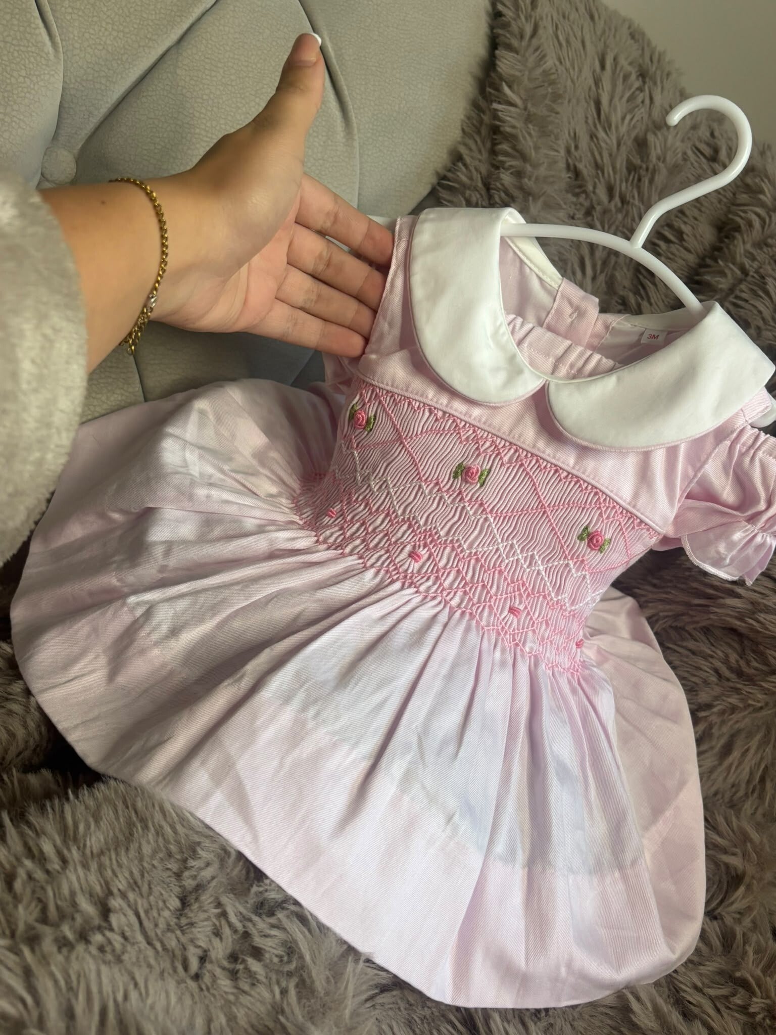 Sleeveless smock dress