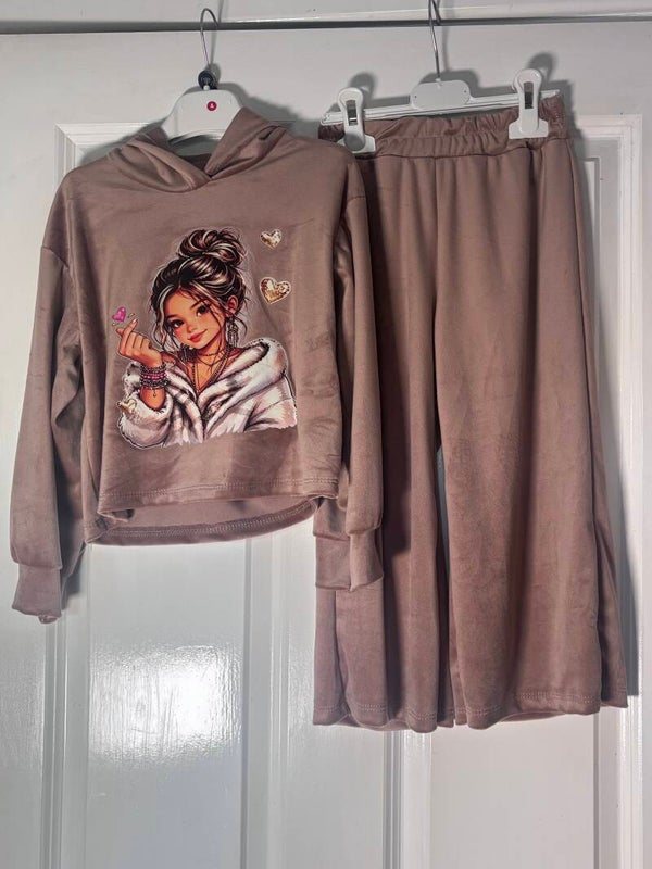Beige velour tracksuit