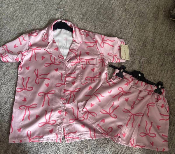 Bow pyjamas set