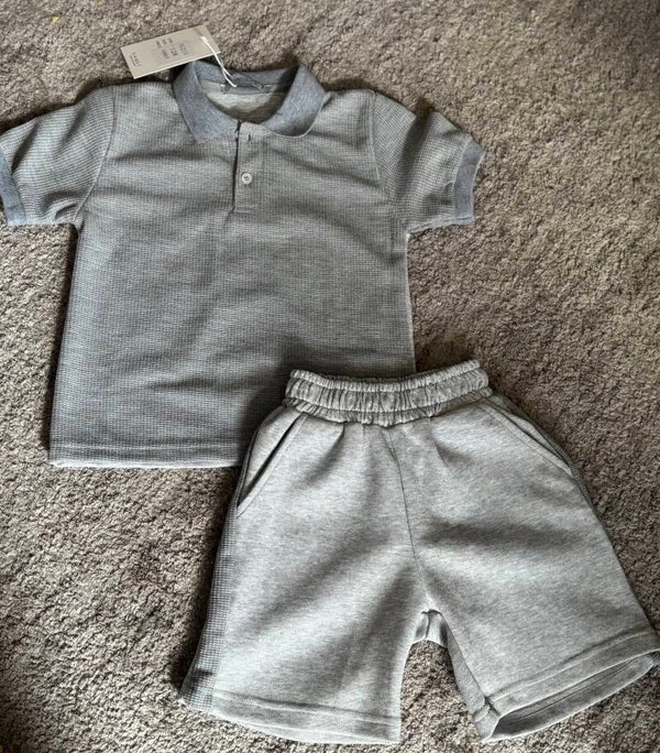 Grey shorts and tshirt