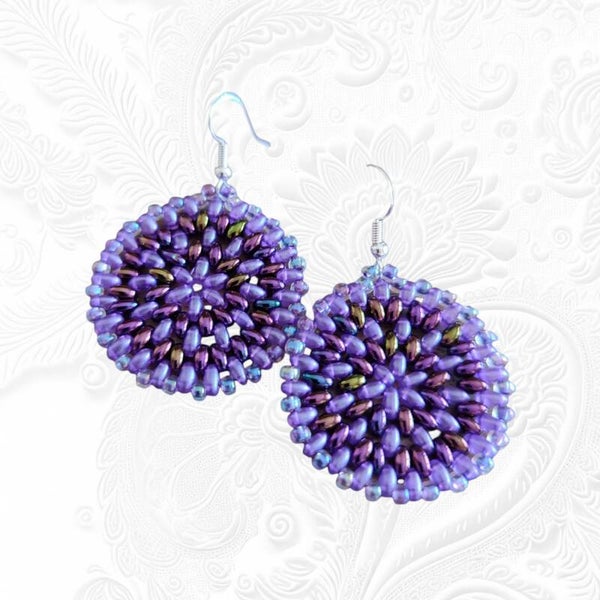 Boucle d’oreilles mauve