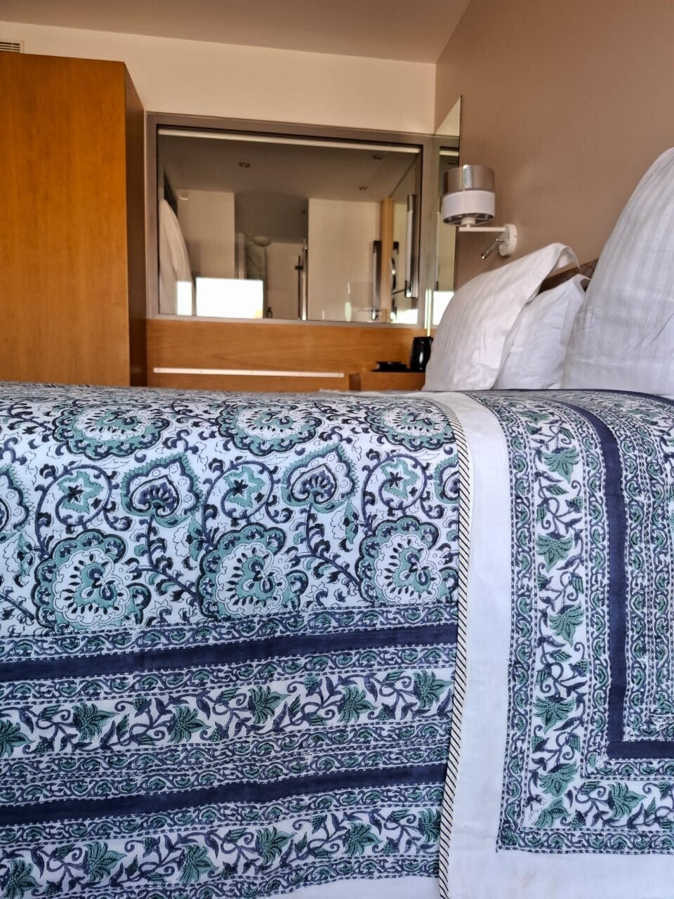 Megha  Reversible light Quilt