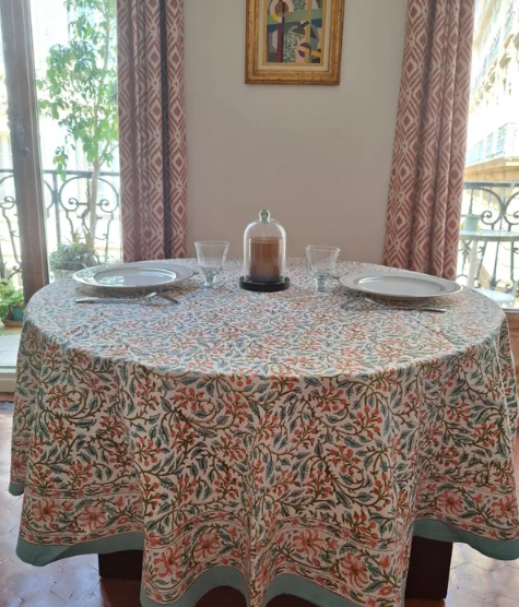 Nappe en coton indien : un mélange parfait de tradition, de style et de praticité.