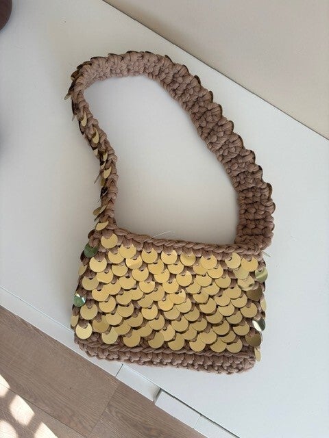 TASSI beige pailetten