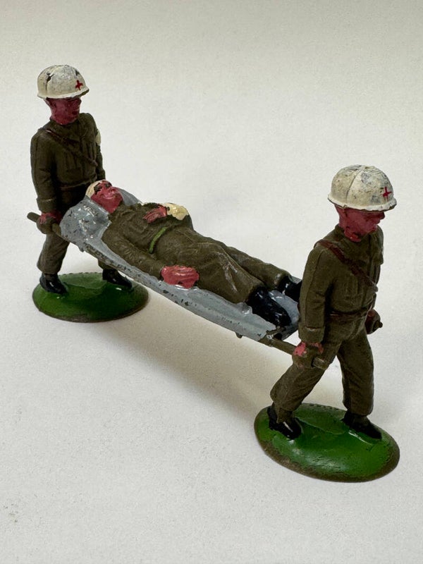 Figurines brancardiers croix rouge Solido Belge plastique (OB134)