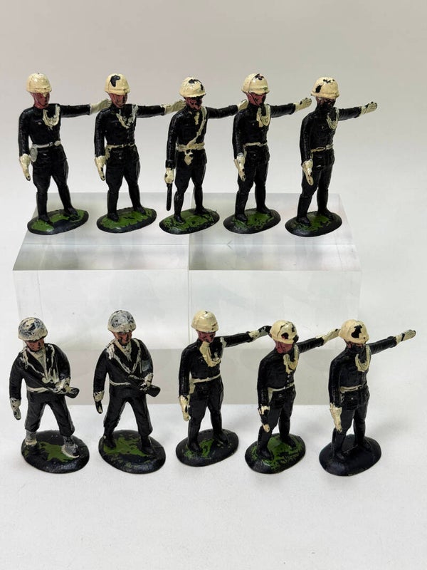 Lot de 10 figurines Motocyclistes et Marins Solide Belge (OB133)