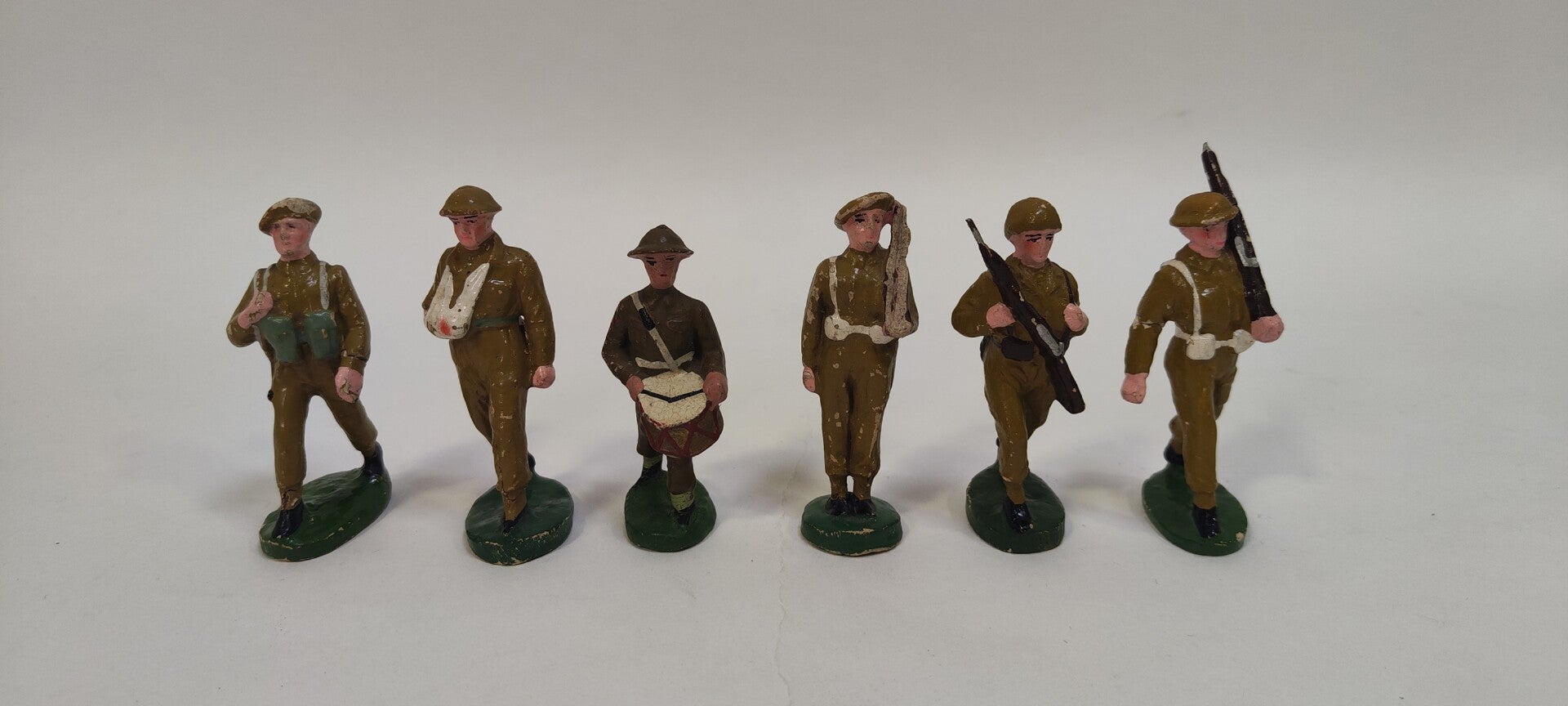 Lot de 6 figurines soldats anglais WW2 NB Belgium (OB173)