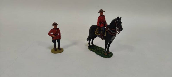 Lot de 2 figurines soldats police montée Elastolin (OB141)
