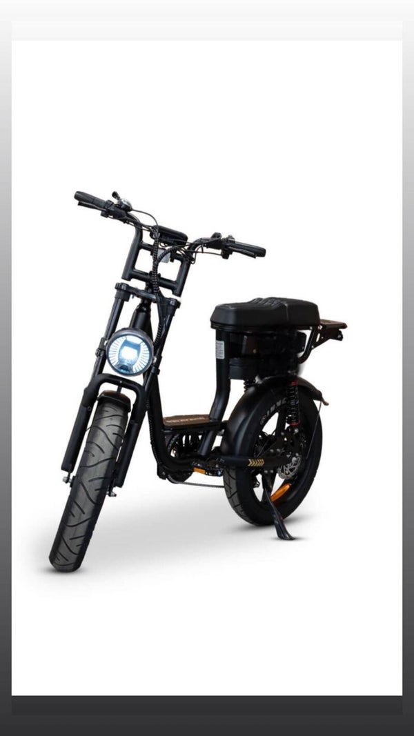 C28 Negro