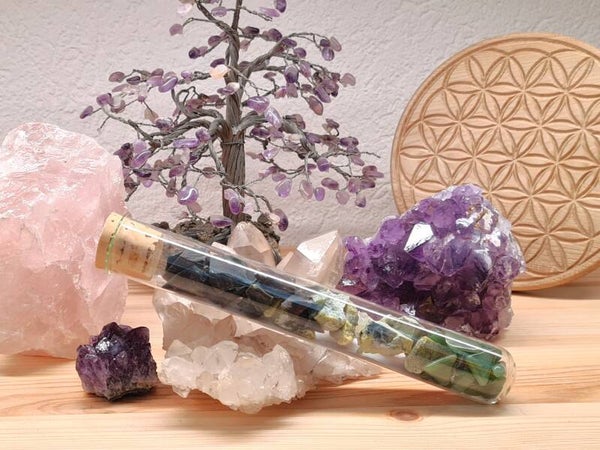 Wassersteinmischung 2 "Abgrenzung und Selbstbestimmung", Heliotrop, Nephrit, Serpentin, Reagenzglasmethode