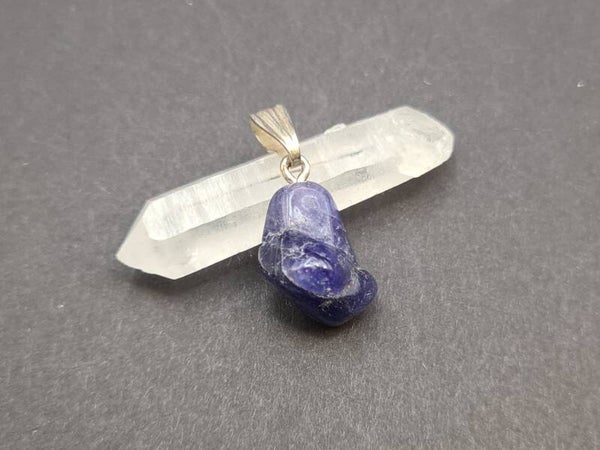 Tansanit (blauer Zoisit) Anhänger mit Öse aus 925er Silber