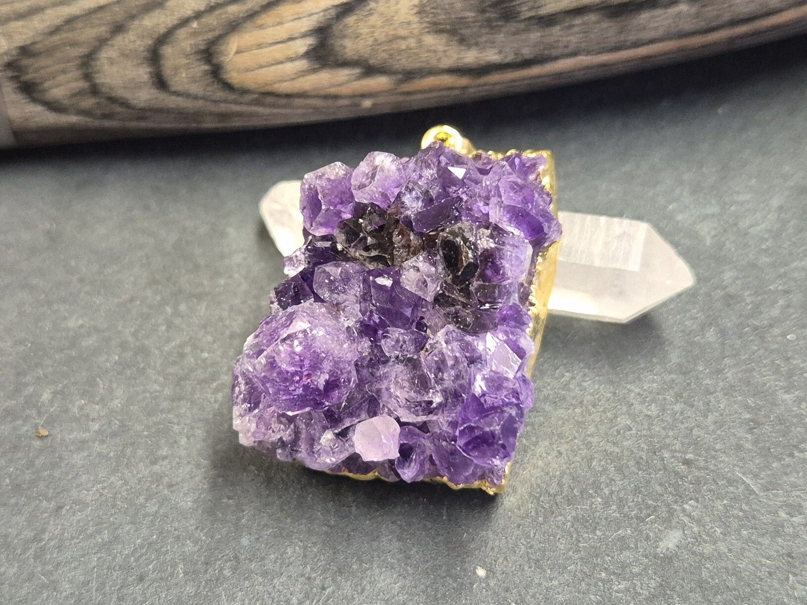 Amethyst Druse Anhänger, goldfarben